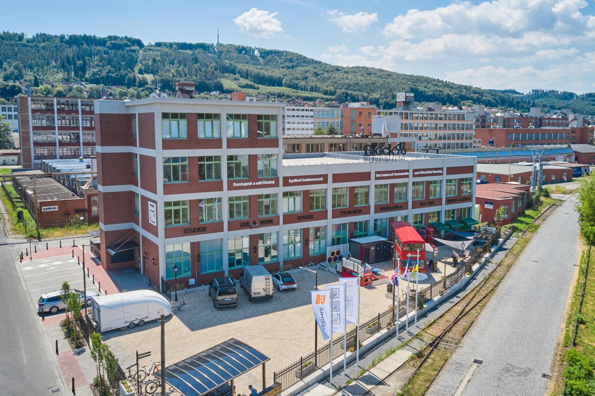 Block 96 Apartments Zlín Exteriör bild